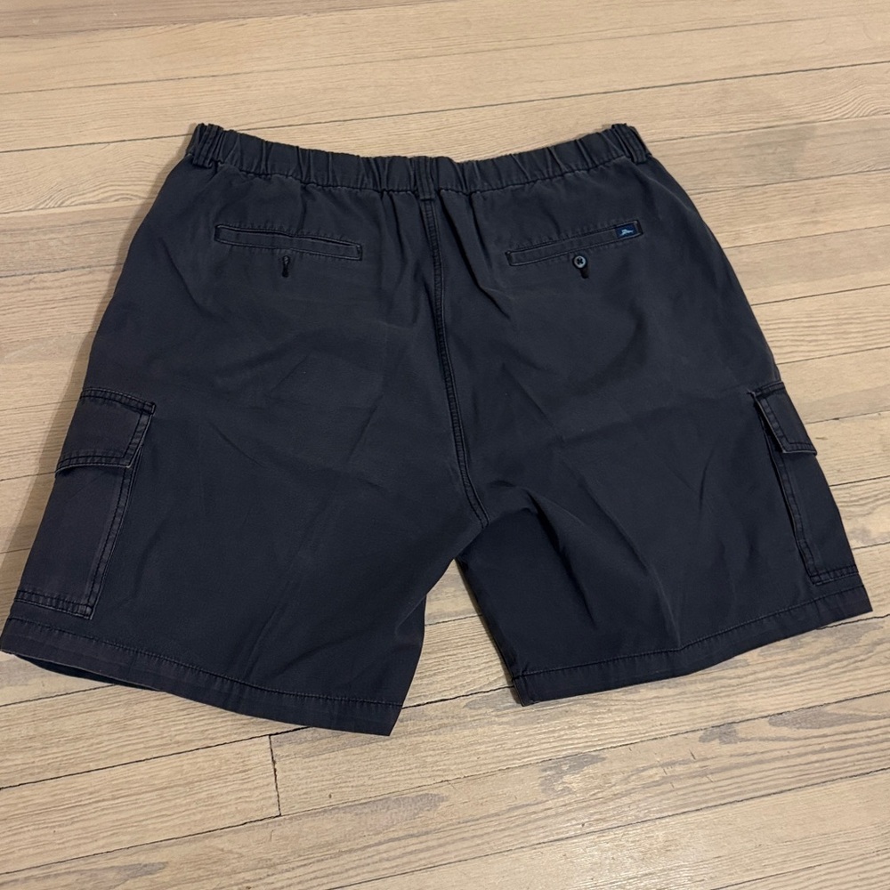 TOMMY BAHAMA Men’s Dark Gray Relax Elastic Waist Drawstring Cargo Shorts Size XL - Picture 2 of 4